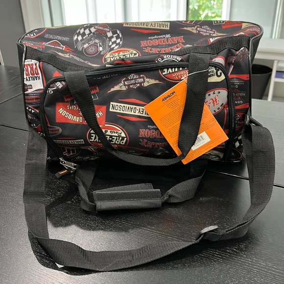 Harley-Davidson Vintage Pattern Duffle Bag - Picture 6 of 11